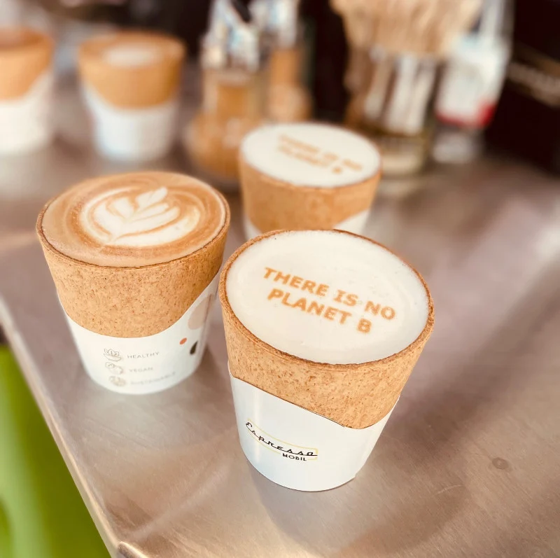 Essbarer Kaffeebecher als nachhaltige Lösung für Coffee Catering